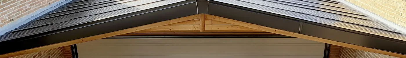 A very clean well maintained steel garage roof
